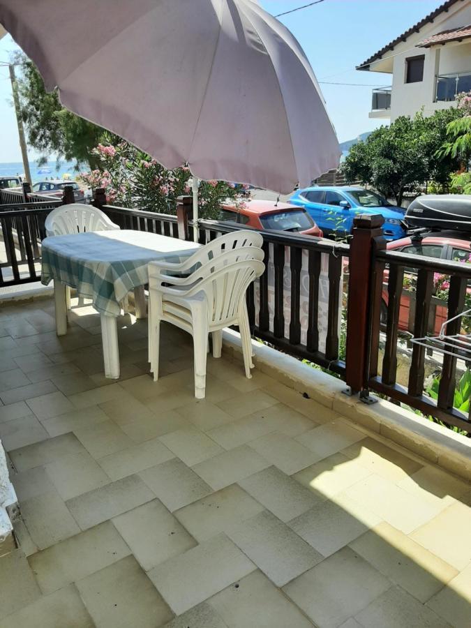 House Kosmas On The Beach Sarti Exterior foto
